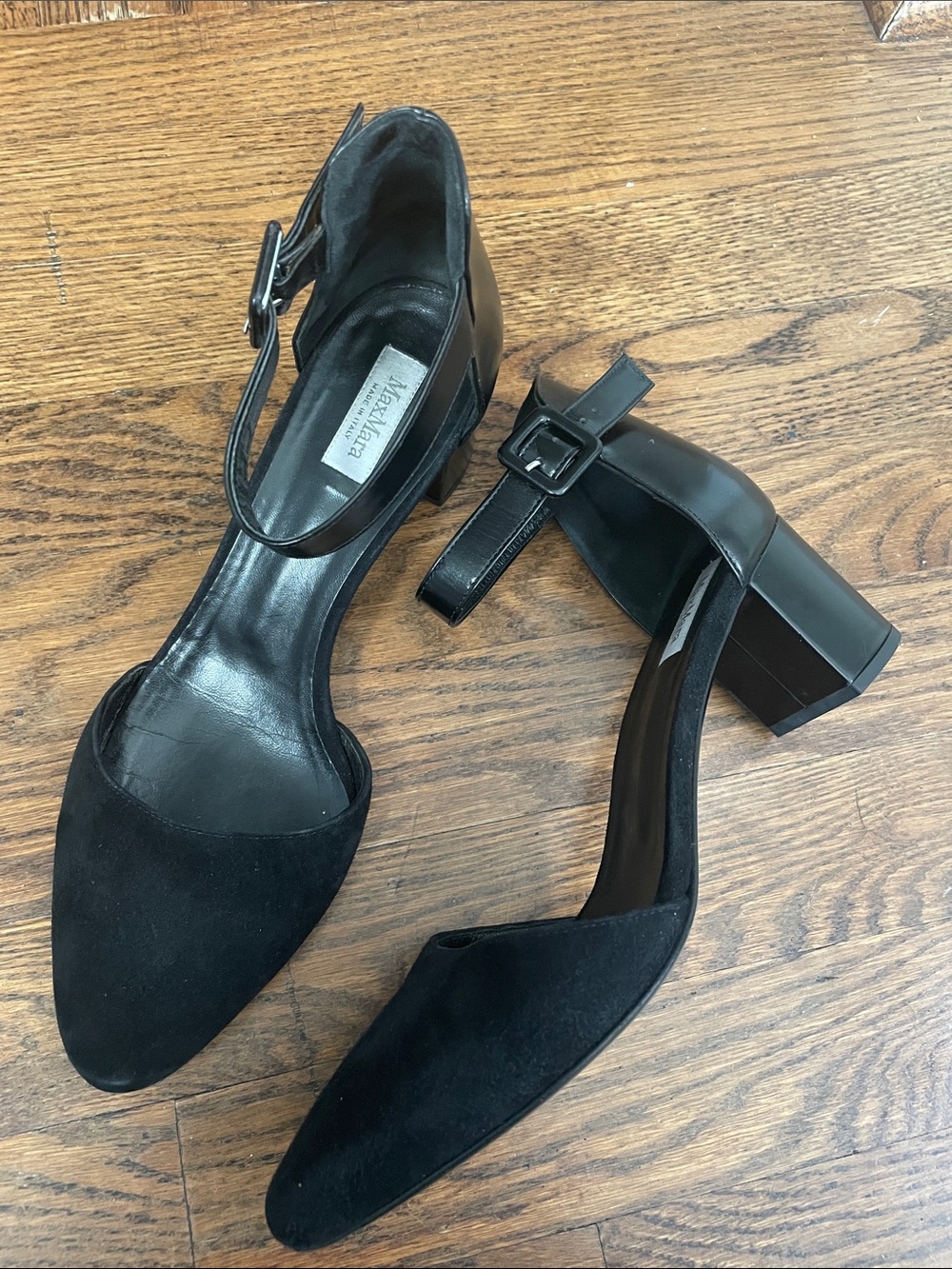 Authentic MaxMara Black Suede Round Toe Block Heel Pumps - Size 37